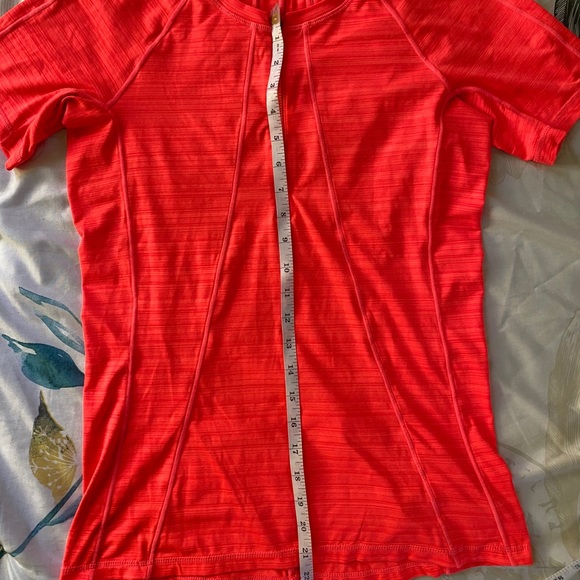 Athleta small medium orange Pacifica top rashguard - Picture 5 of 5